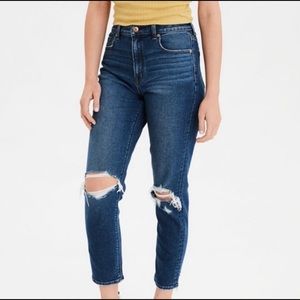 Brand New American Eagle Distressed Mom Jeans